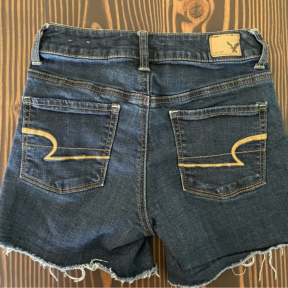 3/$30 American Eagle Shorts Size 0 - Picture 9 of 14